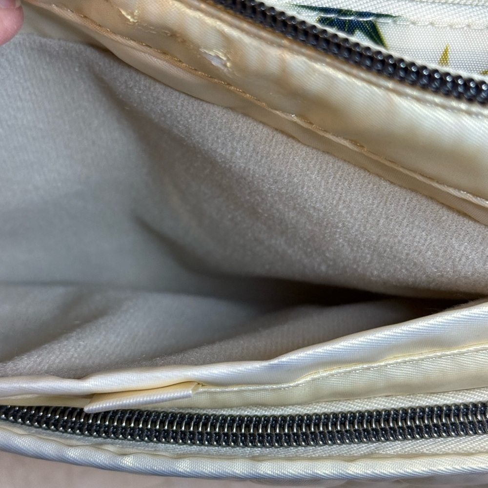Lug Bolero Crossbody Bag Metallic Pearl Champagne - Star Lining w/ many Pockets - Picture 6 of 16